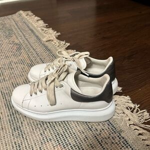 Silver Metallic Alexander McQueenz